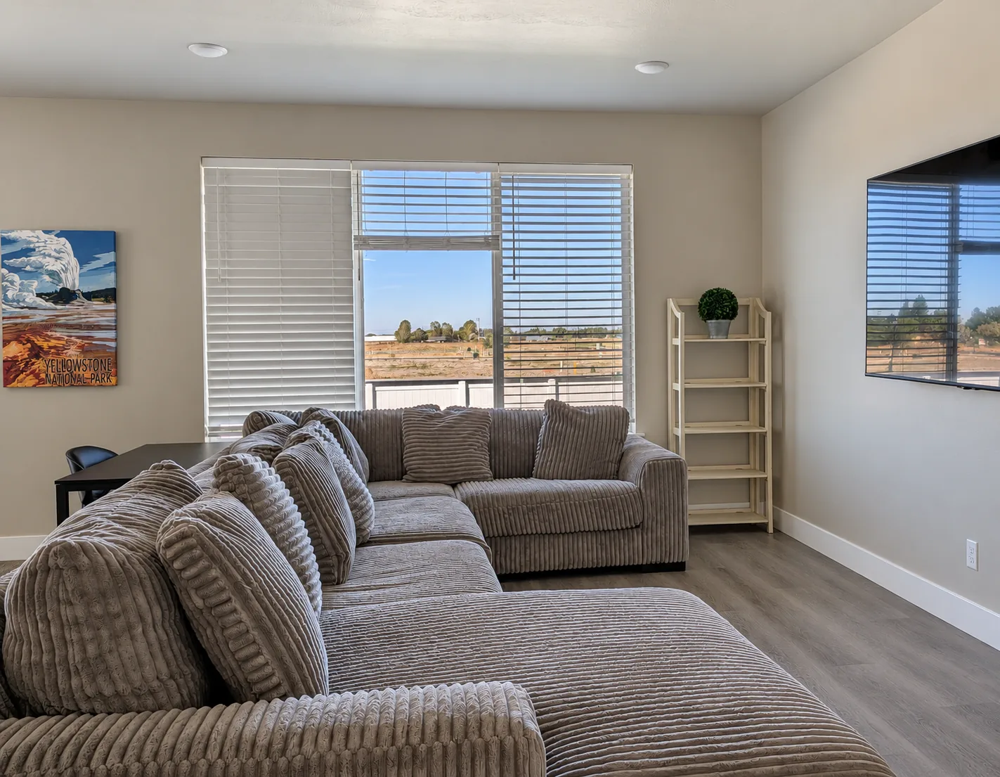 A comfortable vacation rental living room